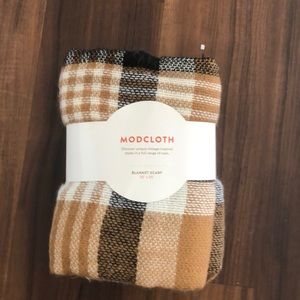 Brand new ModCloth blanket scarf